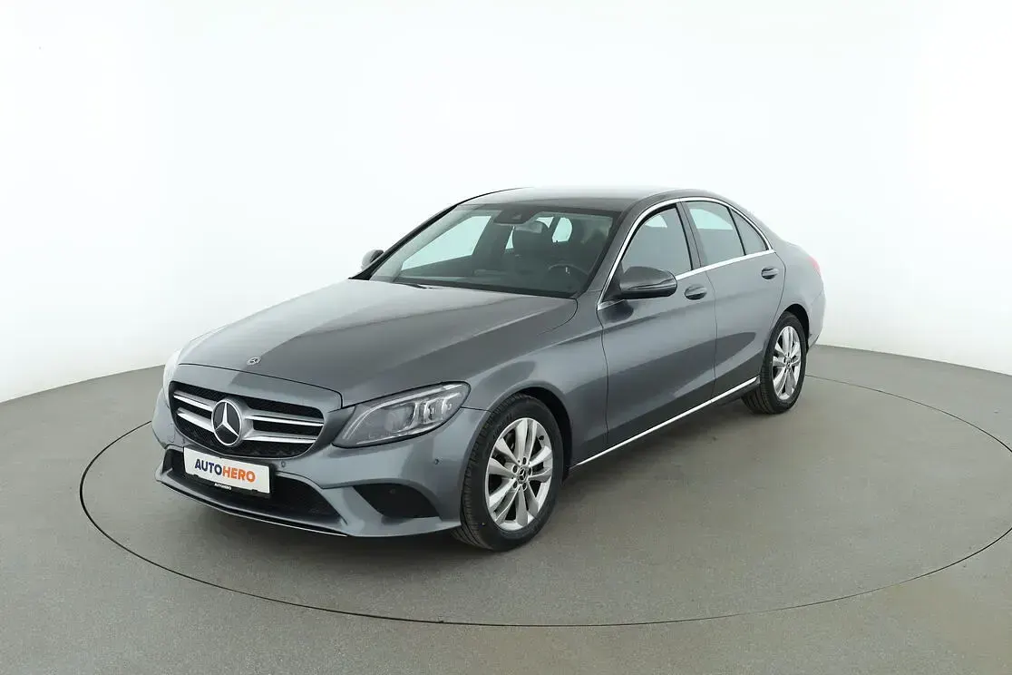 Gebraucht Mercedes C300 Avantgarde 2018 Limousine