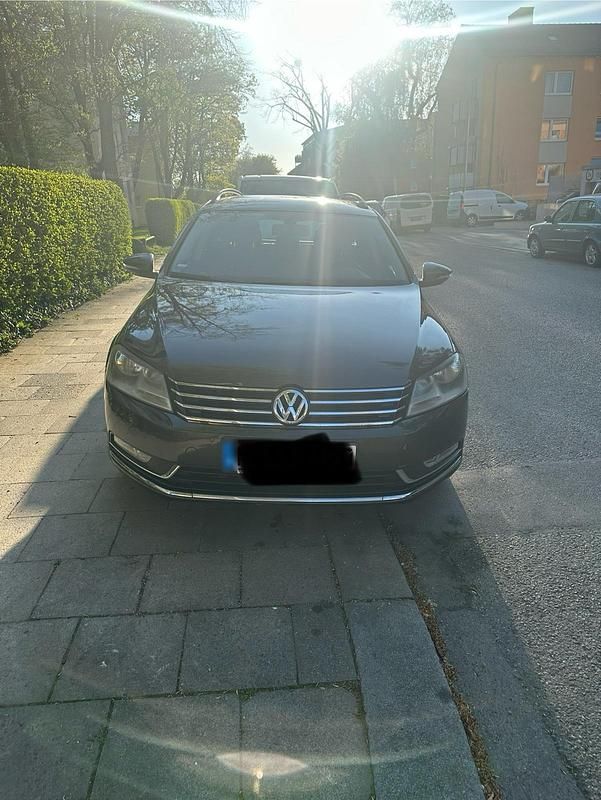 Second-hand VW Passat 122 CP (89 kW) 2012 Maro Break