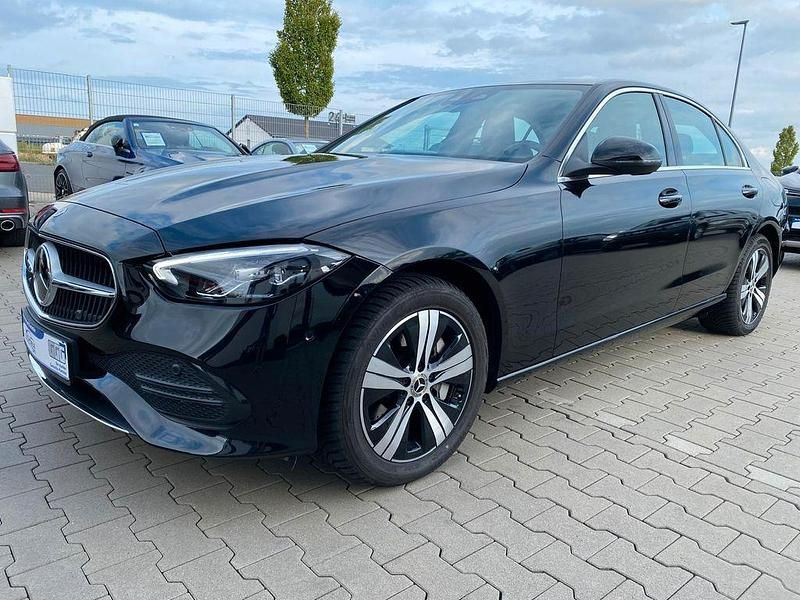 Schwarz Gebraucht 2023 Mercedes C300e Limousine | 37.400 € (Superpreis) - Bild 1/4