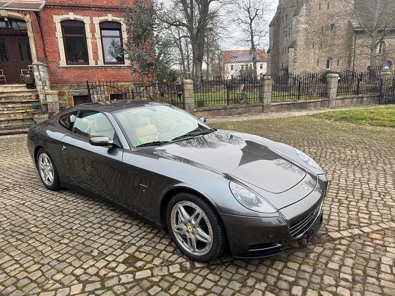 Second-hand Ferrari 612 540 CP (397 kW) 2006 Gri Coupe