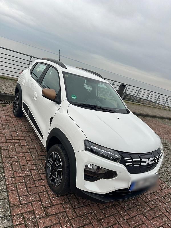 Gebraucht Dacia Spring Extreme 47 kW (65 PS) 2023 Weiß Kleinwagen