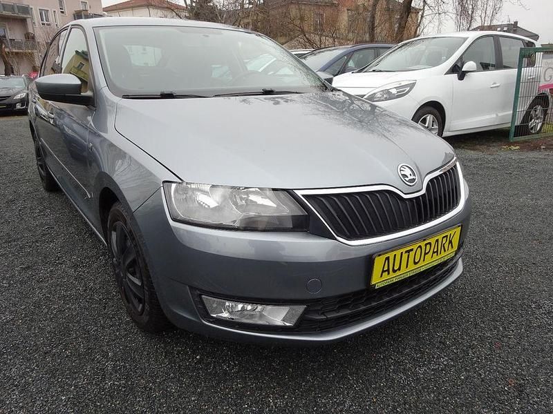 Gebraucht Skoda Rapid Elegance 105 PS (77 kW) 2013 Grau Limousine