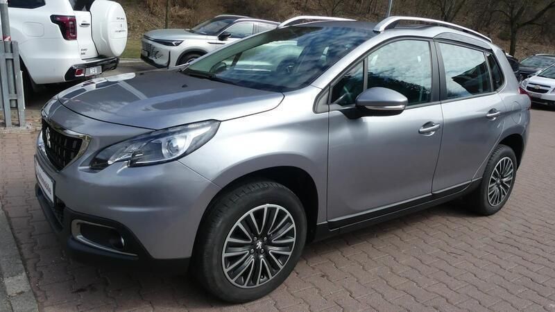 Grau Gebraucht 2018 Peugeot 2008 SUV | 9.990 € (Fairer Preis) - Bild 1/4