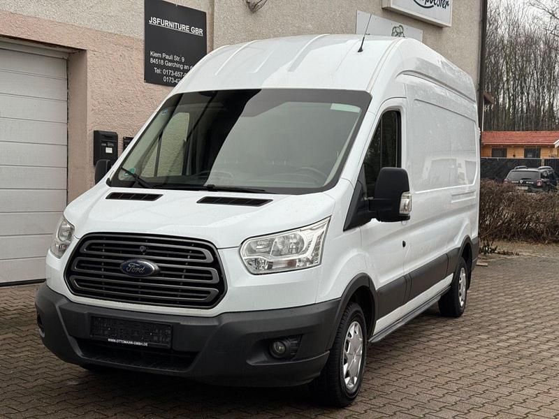 Gebraucht Ford Transit Trend 125 PS (91 kW) 2017 Weiß Van / Kleinbus