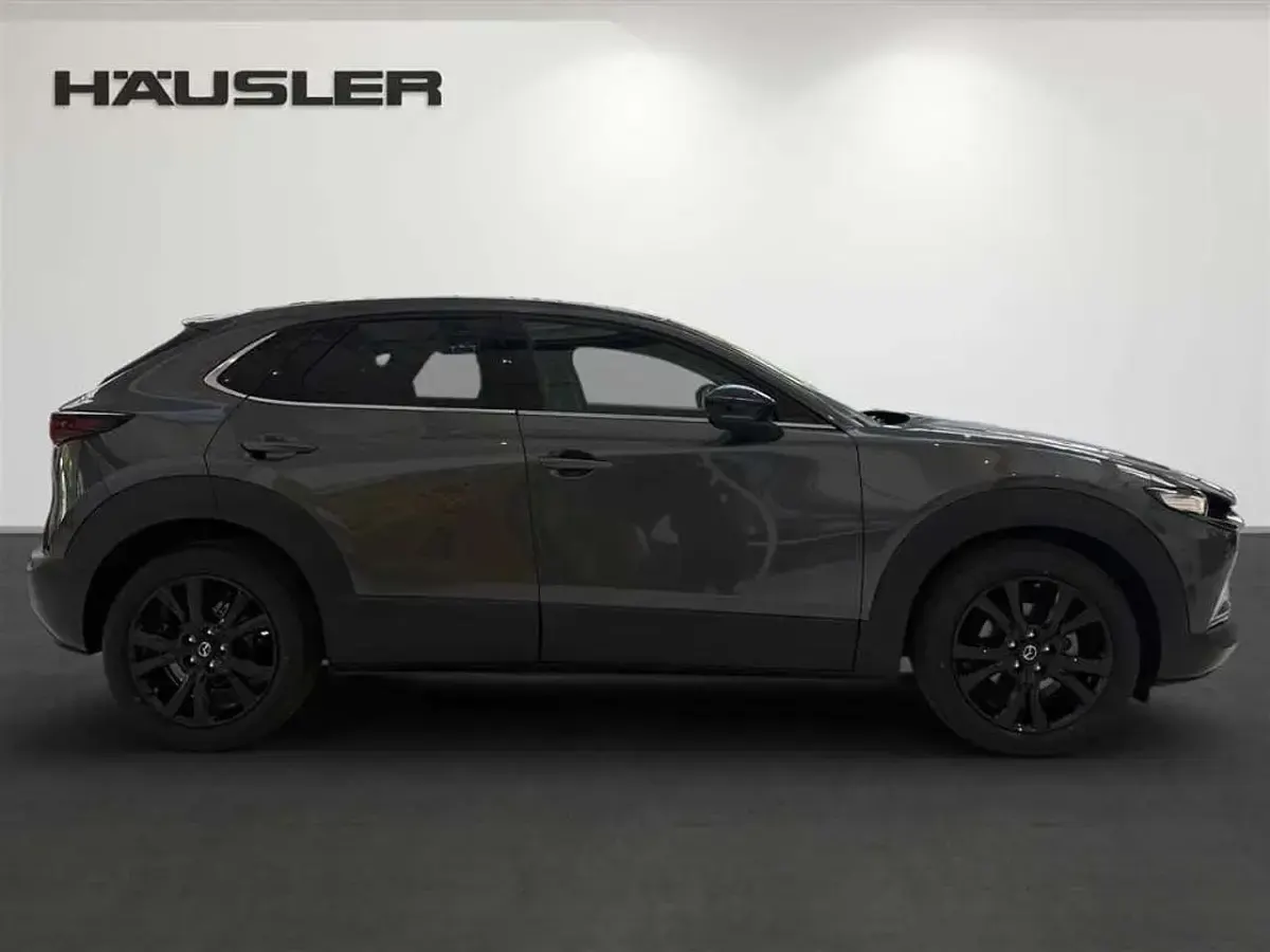 Neu Mazda CX-30 Nagisa 140 PS (102 kW) 2025 Grau SUV