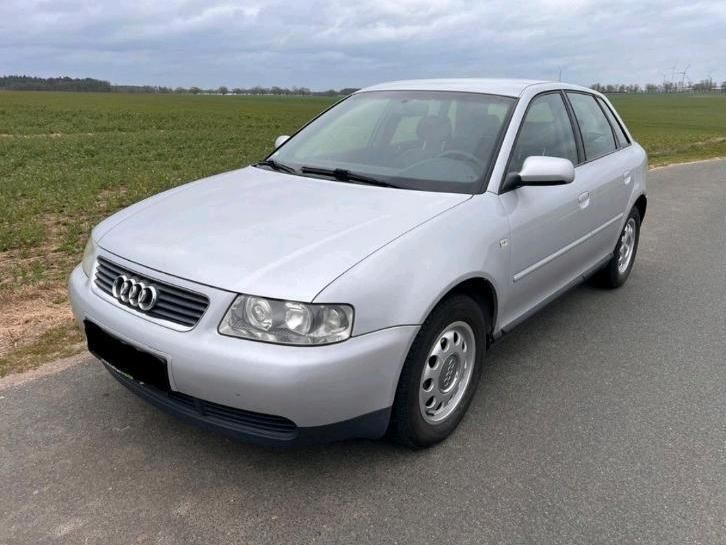 Silber Gebraucht 2001 Audi A3 Limousine | 3.500 € - Bild 1/4
