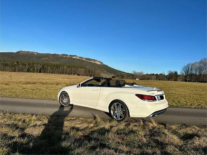 Gebraucht Mercedes E400 333 PS (244 kW) 2015 Weiß Cabrio