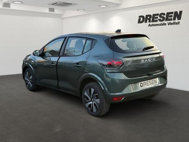 Neu Dacia Sandero Expression 101 PS (74 kW) 2025 Ironblau Kleinwagen
