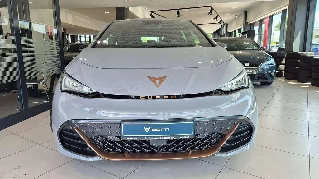 Gebraucht Cupra Born 150 kW (204 PS) 2024 Vapor grau Kleinwagen