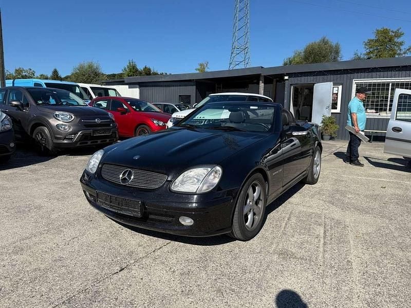 Schwarz Gebraucht 2003 Mercedes SLK200 Cabrio | 9.590 € - Bild 1/4