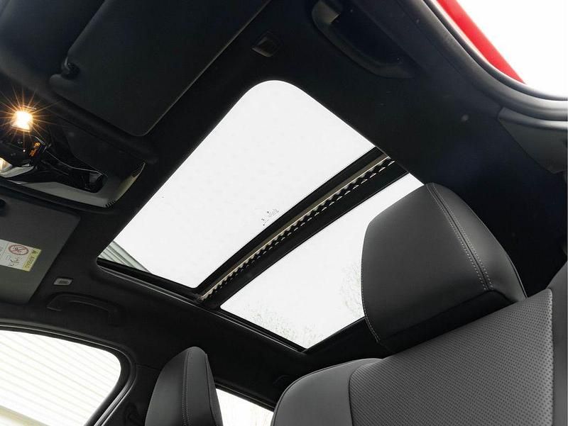 Gebraucht BMW M135 Performance 300 PS (220 kW) 2025 Rot Kleinwagen