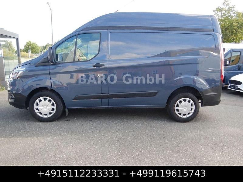 Gebraucht Ford Transit Custom 131 PS (96 kW) 2022 Grau Van / Kleinbus