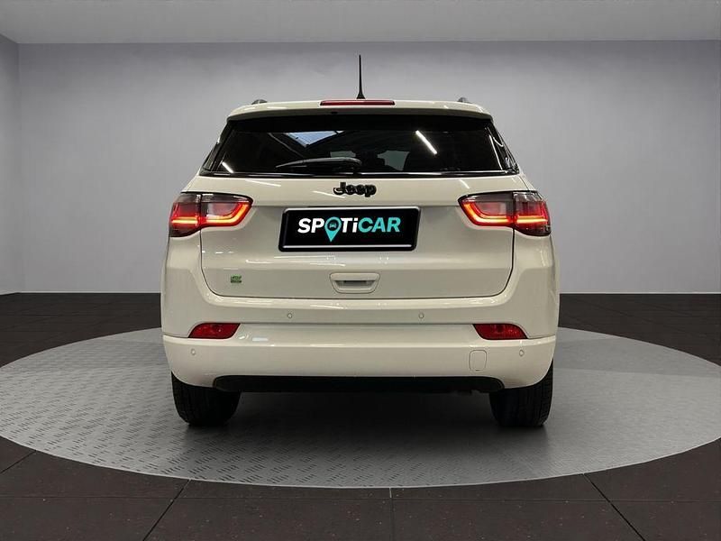 Gebraucht Jeep Compass 131 PS (96 kW) 2024 Weiß SUV