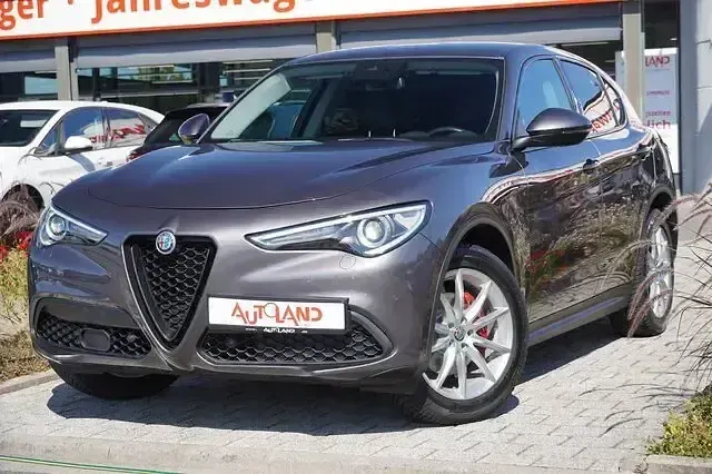 Gebraucht Alfa Romeo Stelvio Sprint 190 PS (139 kW) 2020 Colore esterno SUV