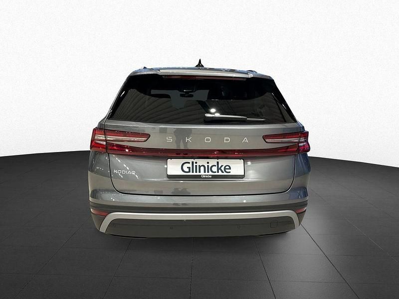 Neu Skoda Kodiaq Selection 150 PS (110 kW) 2026 Graphitegrau metallic SUV