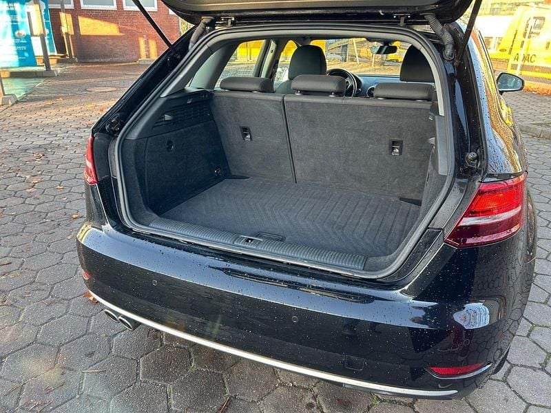Gebraucht Audi A3 150 PS (110 kW) 2018 Schwarz Kombi