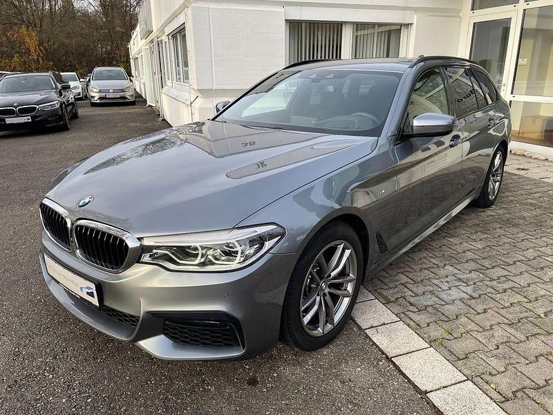 Bluestone Gebraucht 2019 BMW 520 M Sport Kombi | 24.600 € (Etwas zu teuer) - Bild 1/4