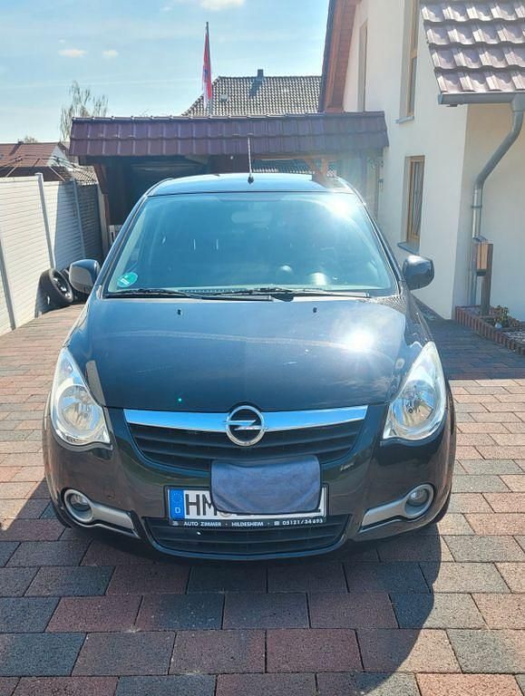 Gebraucht Opel Agila Edition 86 PS (63 kW) 2009 Schwarz Kleinwagen