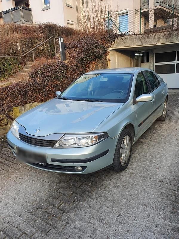 Gebraucht Renault Laguna II 120 PS (88 kW) 2002 Silber Limousine