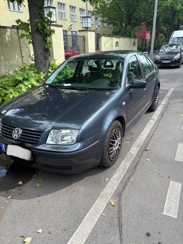 Gebraucht 2000 VW Bora Limousine | 1.850 € - Bild 1/4