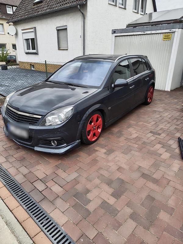 Blau Gebraucht 2006 Opel Signum Kleinwagen | 1.500 € (Etwas zu teuer) - Bild 1/4