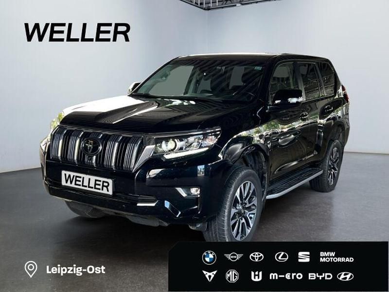 Tiefschwarz mica metallic Gebraucht 2022 Toyota Land Cruiser Executive SUV | 61.980 € (Etwas zu teuer) - Bild 1/4