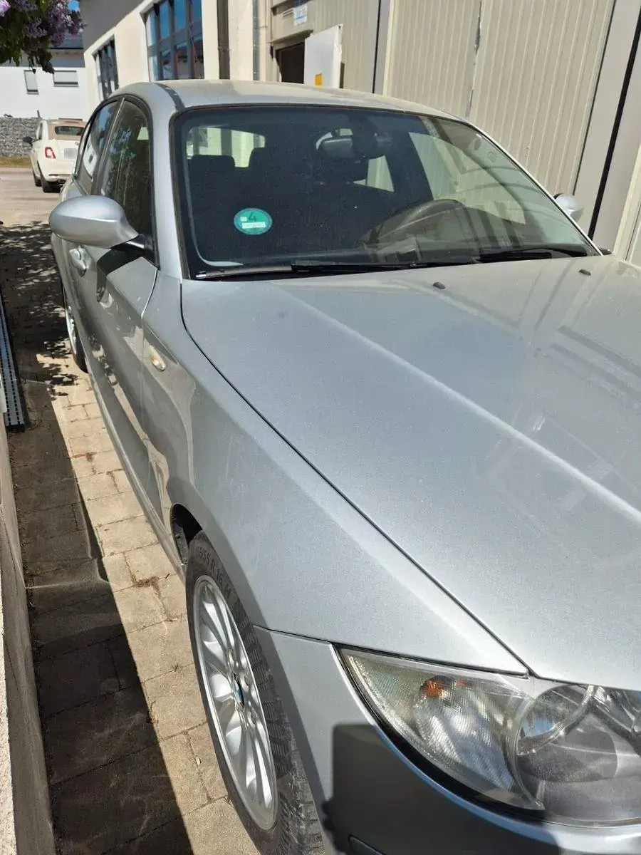 Używany BMW 116 122 KM (89 kW) 2009 Szary Hatchback