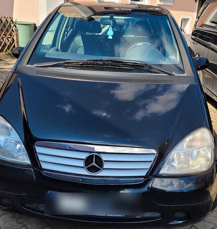Gebraucht Mercedes A140 Elegance 82 PS (60 kW) 2000 Schwarz Kleinwagen