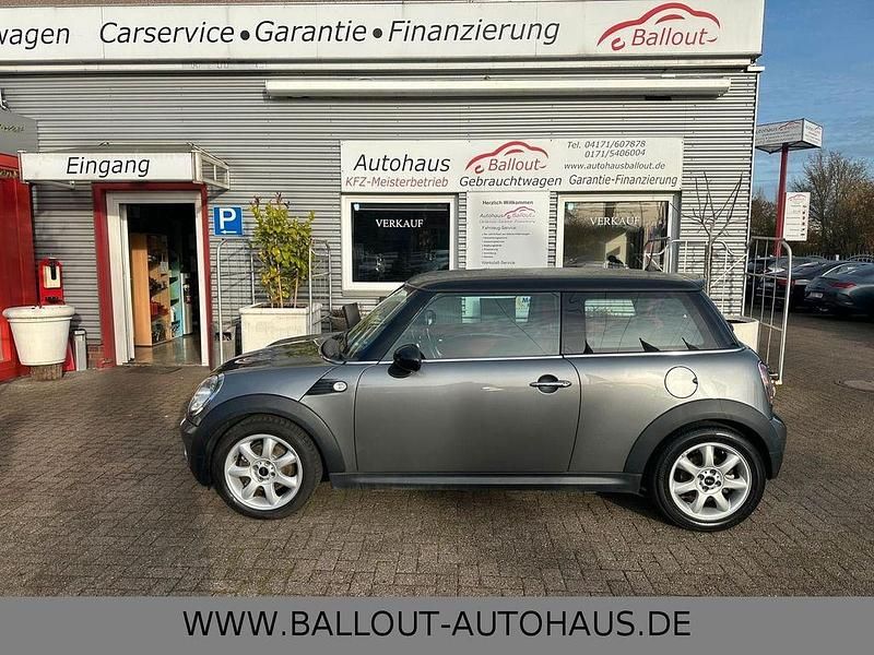 Grau Gebraucht 2009 Mini Cooper Kleinwagen | 8.950 € (Etwas zu teuer) - Bild 1/4