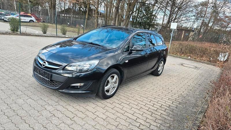 Gebraucht Opel Astra 171 PS (125 kW) 2014 Schwarz Kombi