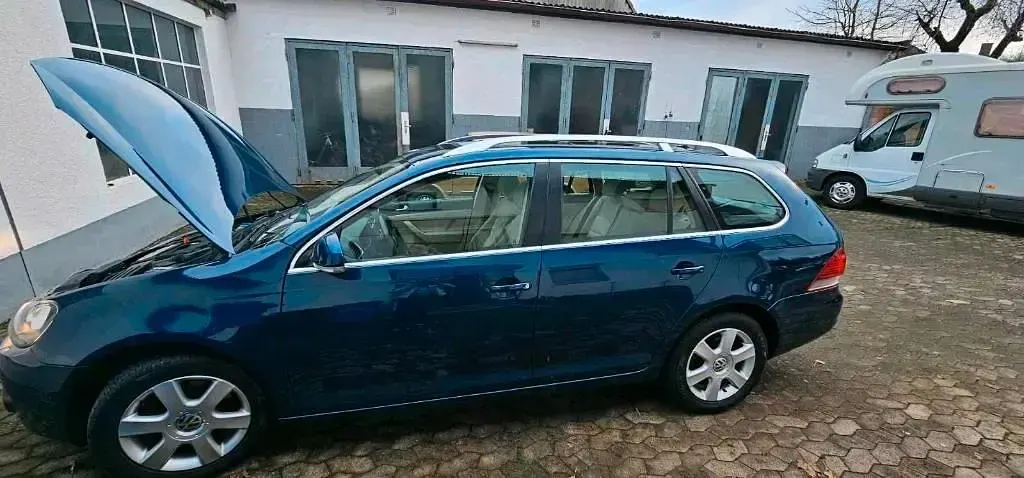 Gebraucht VW Golf VI 150 PS (110 kW) 2011 Blau Kleinwagen