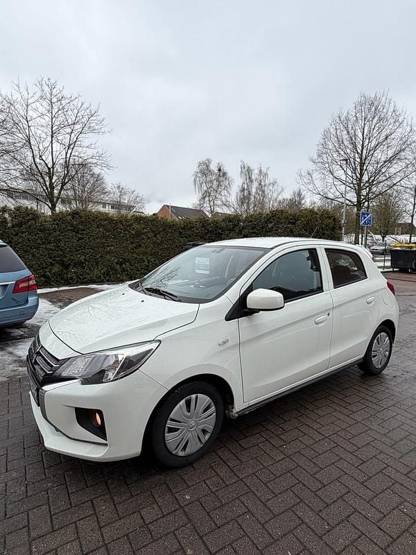 Weiß Gebraucht 2024 Mitsubishi Space Star Kleinwagen | 10.499 € (Superpreis) - Bild 1/4