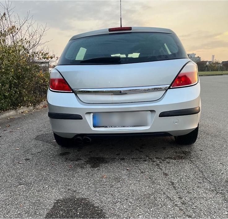 Gebraucht Opel Astra 170 PS (125 kW) 2004 Silber Kleinwagen