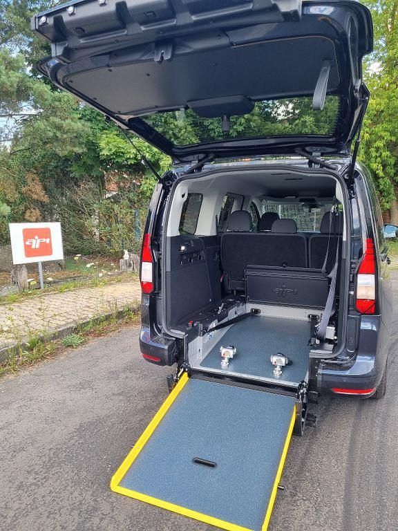 Neu VW Caddy Maxi Goal 122 PS (89 kW) 2025 Blau Van / Kleinbus