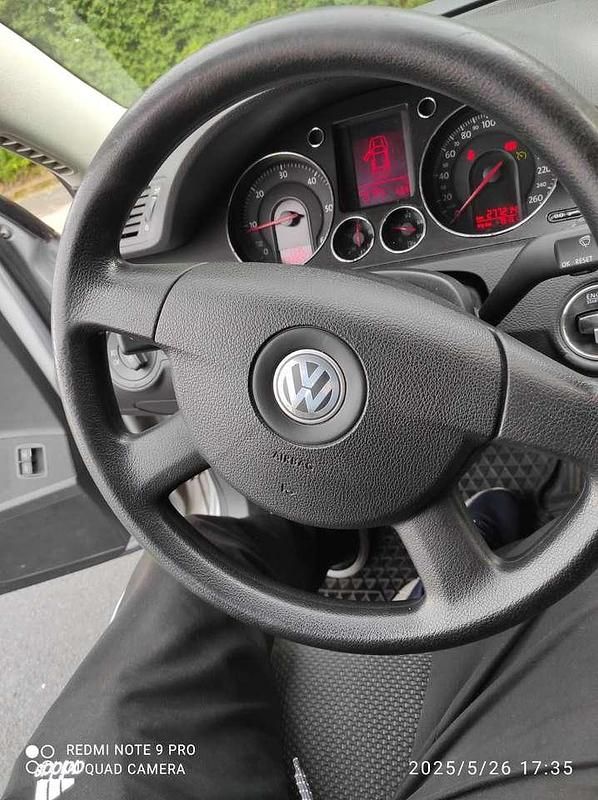 Gebraucht 2006 VW Passat Individual Limousine | 2.500 € (Guter Preis) - Bild 1/4