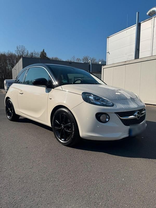 Gebraucht Opel Adam 101 PS (74 kW) 2019 Weiß Kleinwagen