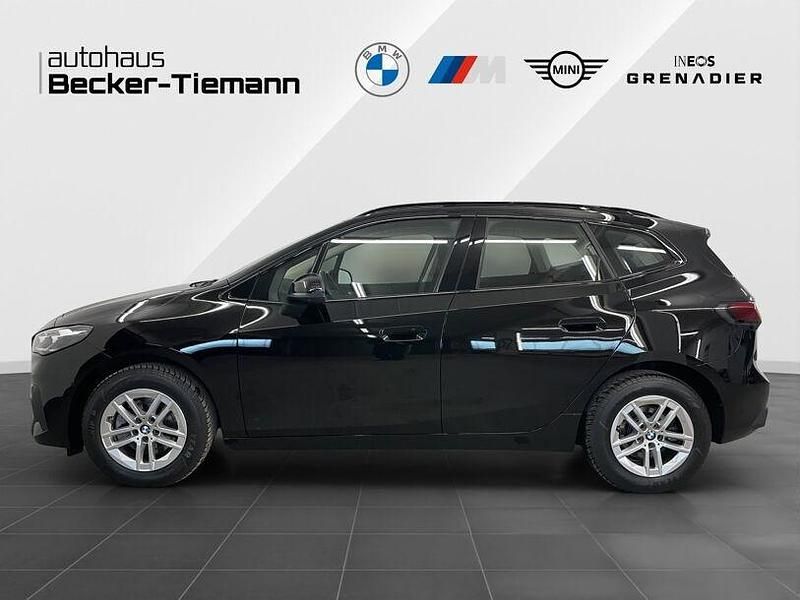 Gebraucht BMW 218 Efficient Dynamics 150 PS (110 kW) 2024 Schwarz Van / Kleinbus