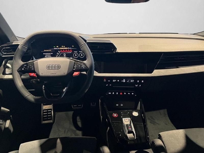 Gebraucht Audi RS3 Sportback Advanced 400 PS (294 kW) 2025 Individuallackierungen audi exclusive Kleinwagen