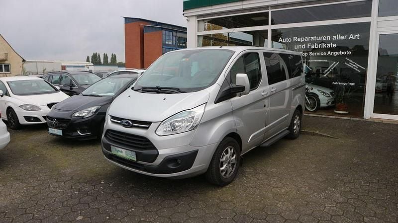Silber Gebraucht 2013 Ford Transit Titanium Kombi | 15.990 € (Etwas zu teuer) - Bild 1/4