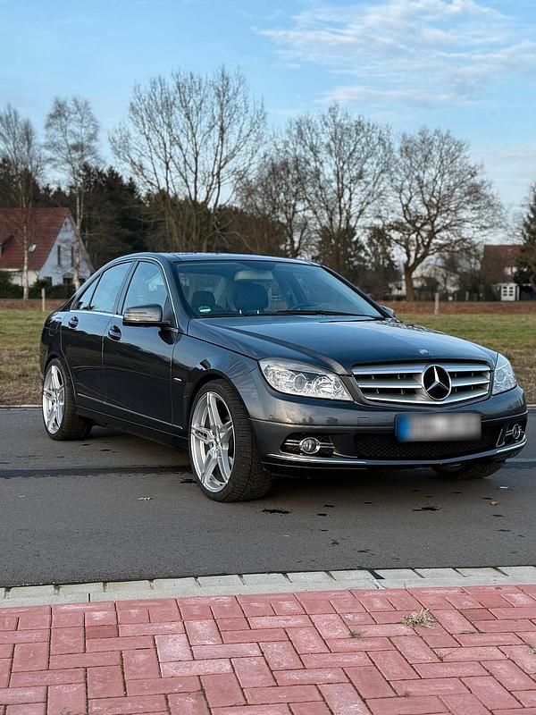 Gebraucht Mercedes C200 184 PS (135 kW) 2009 Grau Limousine
