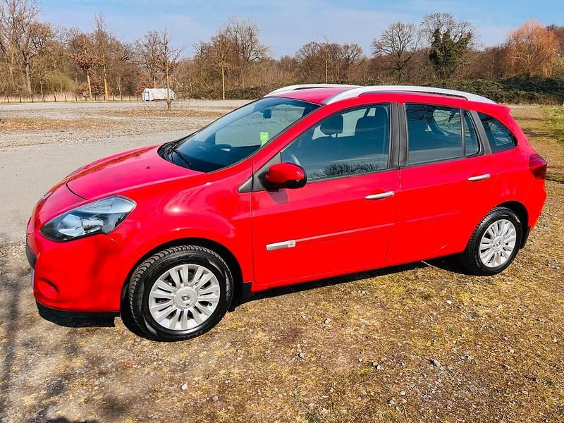 Rot Gebraucht 2009 Renault Clio III Kombi | 2.649 € - Bild 1/4