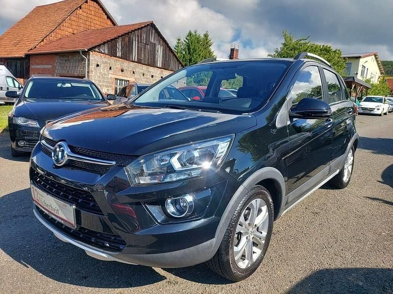 Schwarz Gebraucht 2019 Baic X25 SUV | 9.990 € - Bild 1/4