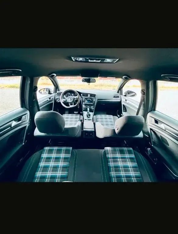 Gebraucht VW Golf VII GTE 204 PS (150 kW) 2015 Schwarz Limousine