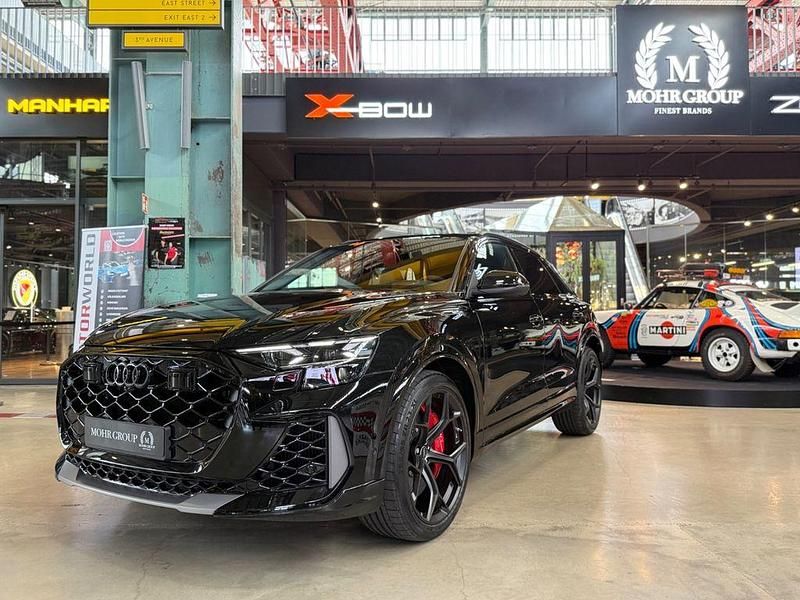 Mythosschwarz Gebraucht 2025 Audi RS Q8 Design SUV | 142.800 € - Bild 1/4