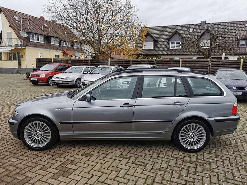 Gebraucht BMW 330 Exclusive 231 PS (169 kW) 2004 Grau Kombi
