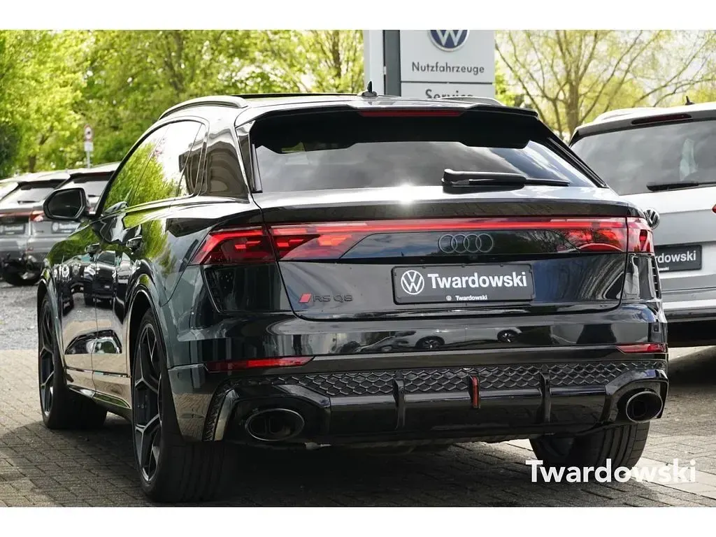 Używany Audi RS Q8 Performance 640 KM (470 kW) 2025 Czarny SUV