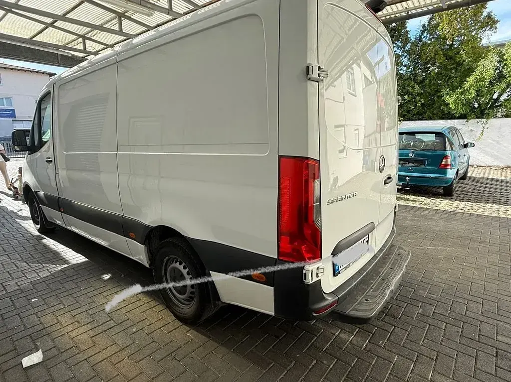 Używany Mercedes Sprinter 163 KM (119 kW) 2019 Biały Van
