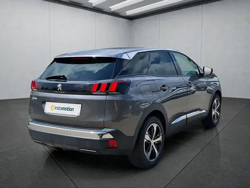 Gebraucht Peugeot 3008 Allure 131 PS (96 kW) 2023 Grau SUV