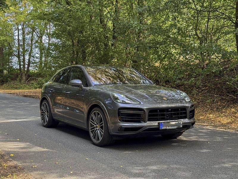 Gebraucht Porsche Cayenne Turbo 549 PS (403 kW) 2020 Grau SUV
