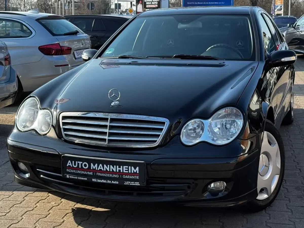 Gebraucht Mercedes C200 Avantgarde 163 PS (119 kW) 2006 Schwarz Limousine